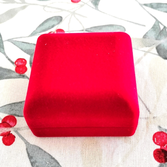 Sparkle Allure Light Up Box 2-pc. Chain and earrings pure silver Jewelry, NEW - Picture 4 of 7